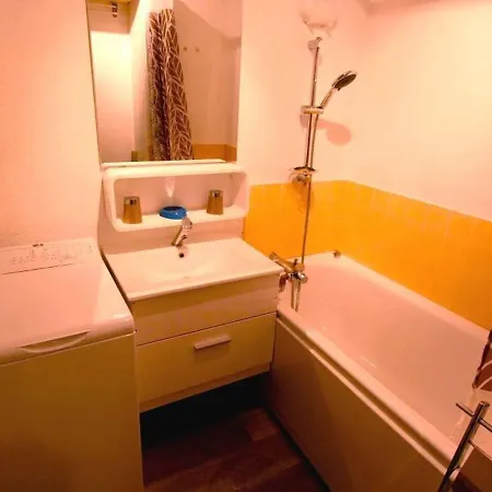 Luchon Centre: Duplex 2/3 Pers, Balcon, Parking - Fr-1-313-209 *